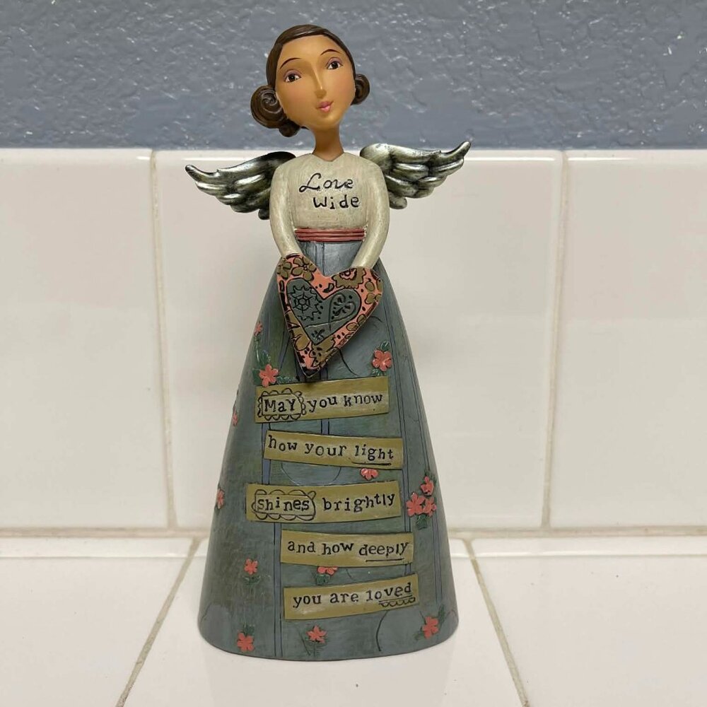 Demdaco figurine